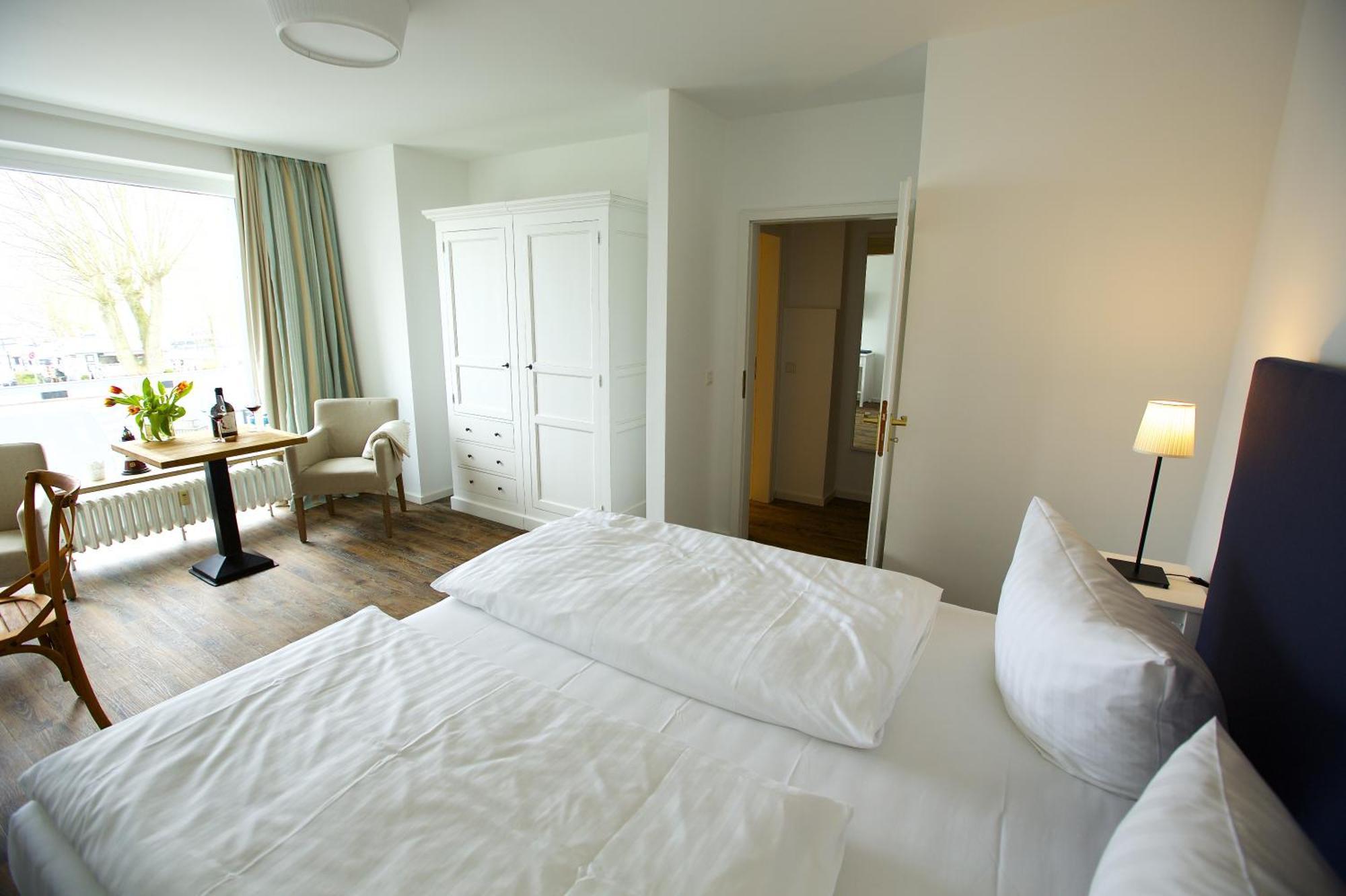 Acqua Strande Yachthotel & Restaurant Room photo